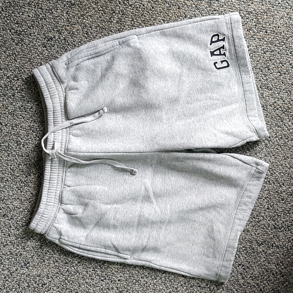 GAP logo shorts